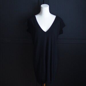 Mexx | Short Sleeve V-neck Sweater Dress in Black